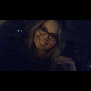 Meet your Posher, Jasmin